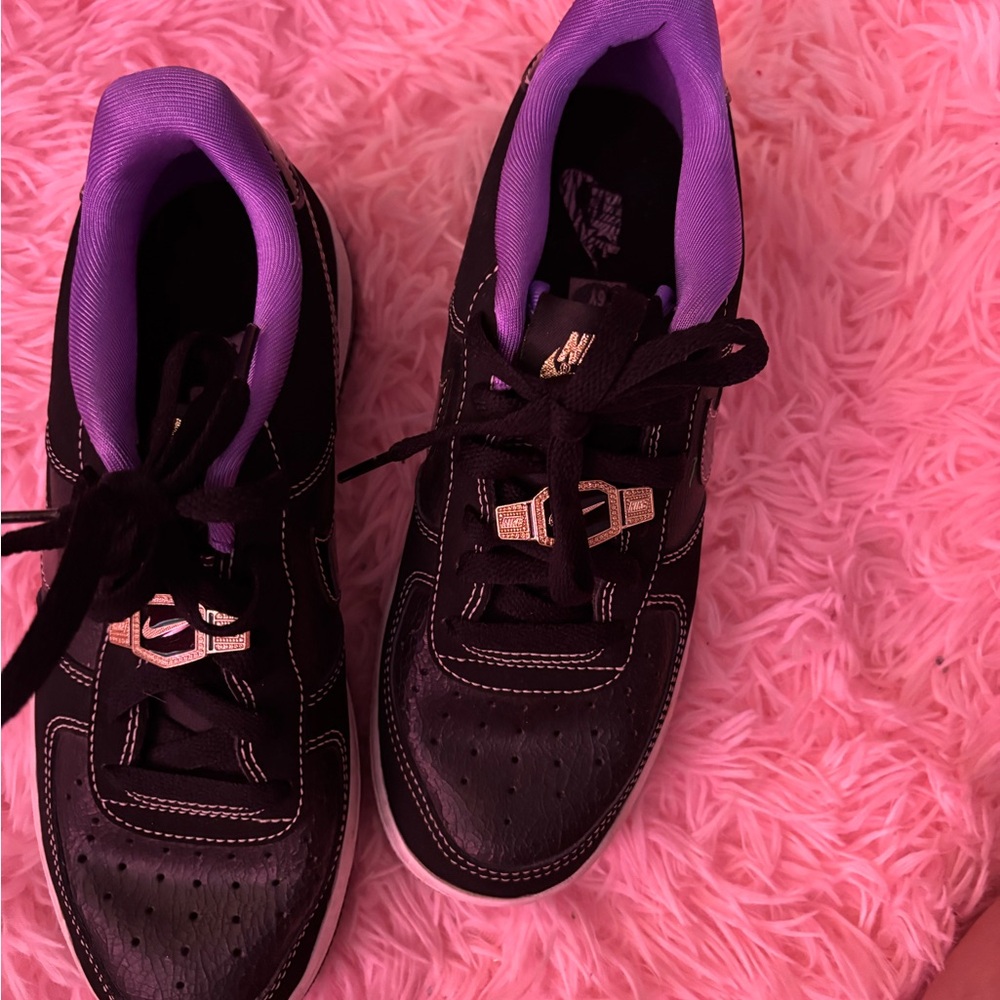 Nike Black and Purple Athletic Shoes